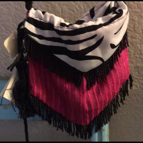 Sandra Leal Boho Reversible Small Crossbody Bag - Picture 6 of 10